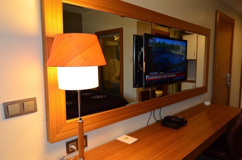 Hotel Duzce Surur Quarto foto